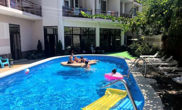 Сукко, отель «Винговер»