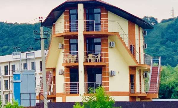 Новомихайловский, гостевой дом «Summer House»