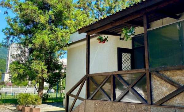 Гагра, гостевой дом «Семейный»