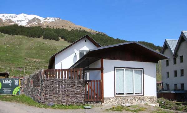 Терскол, просторный дом с верандой Заречная, 10