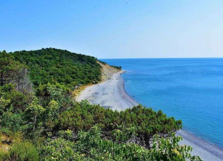 Отдых в Большом Утрише в 2020 - 2021, снять жилье в Большом Утрише без посредников по цене от 300 руб., каталог арендного жилья у Чёрного моря, отзывы отдыхающих.