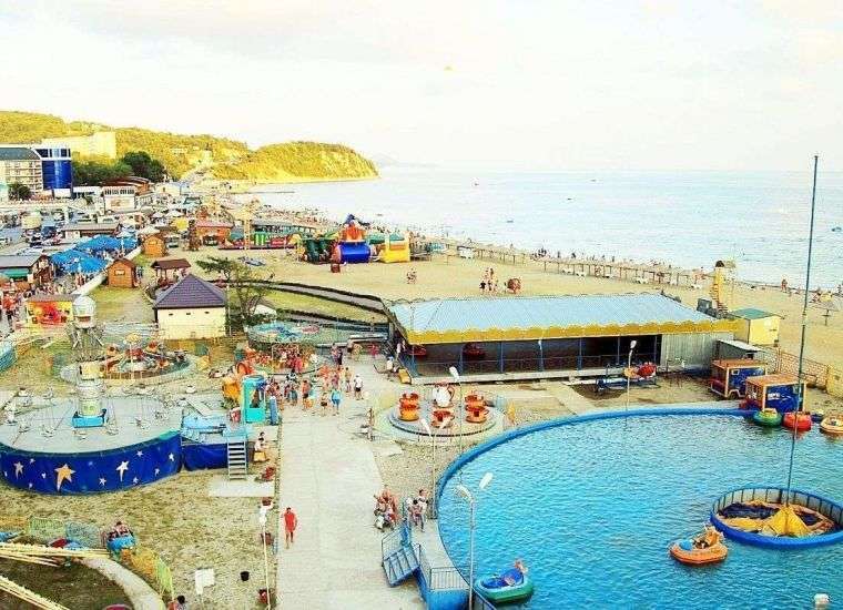 Лермонтова фото пляжа и набережной Лермонтова фото пляжа и набережной