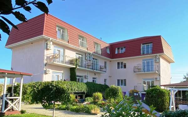 Евпатория, «Страна Чудес»