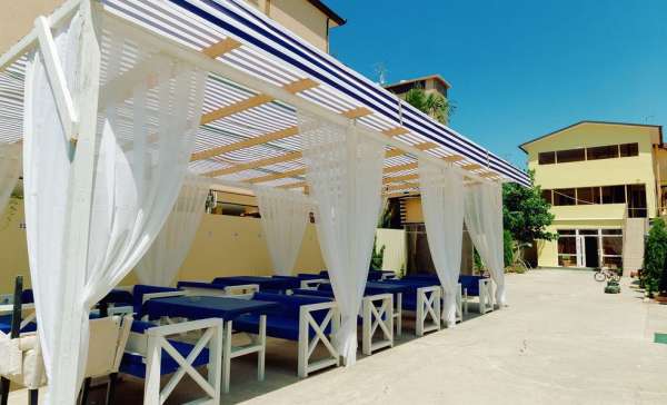 Адлер, мэли