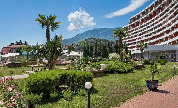 Гурзуф, апартаменты «Фамилия DeLuxe»