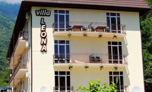 Гагра, гостиничный комплекс «Вилла Леона»