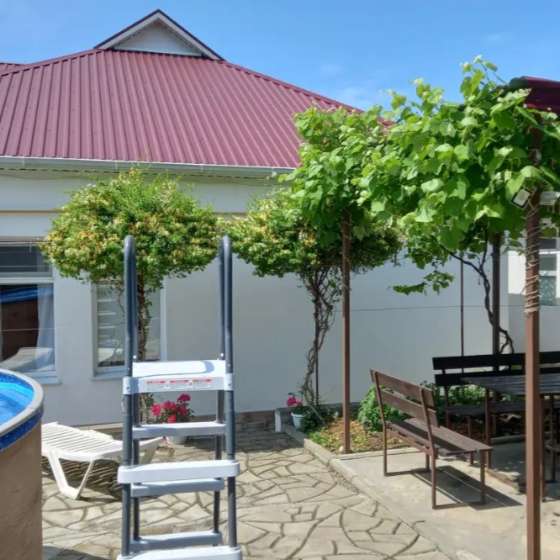 Половина дома «Семейный отдых»