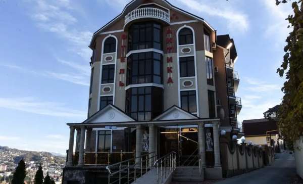 Сочи, отель «Антика»