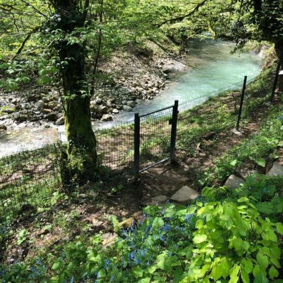 Шале у реки LAS NUBES