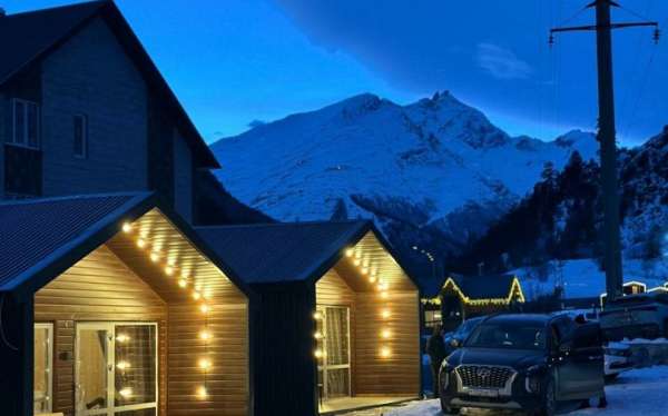 Эльбрус, коттеджный комплекс «Family club»