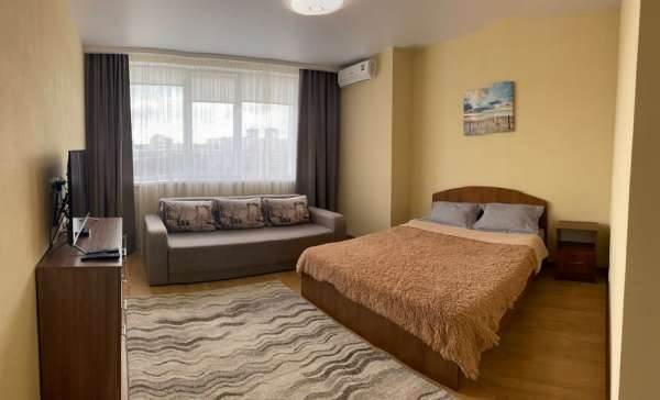 Севастополь, уютная квартира в новом доме и видом на горы