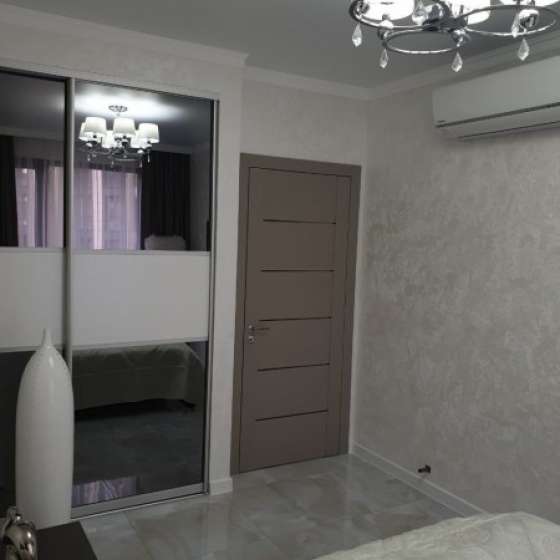 Апартаменты СочиПосуточно на пер. Горького (175)