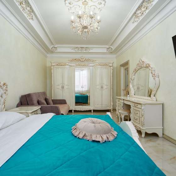 Шикарные апартаменты в парке Кисловодска