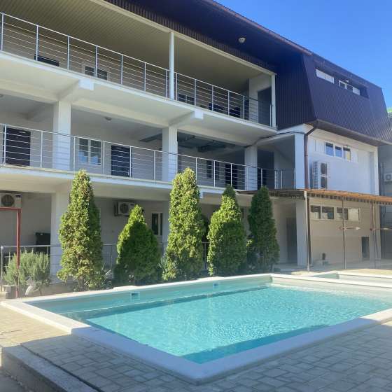 Солнечная 7