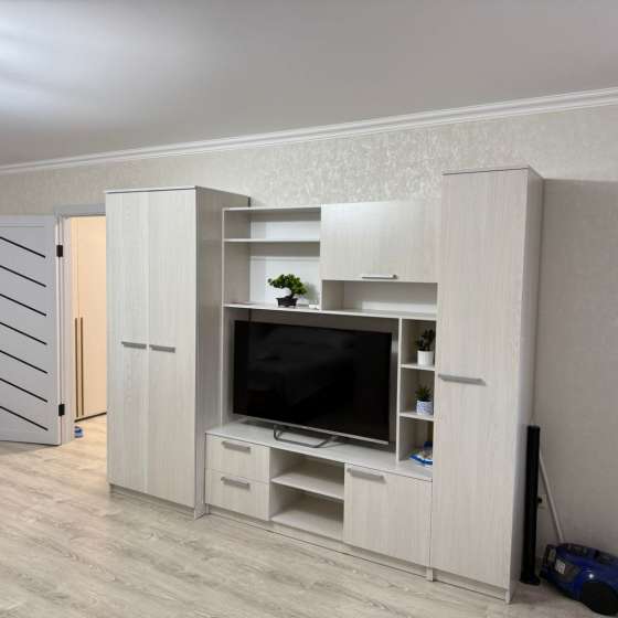 Светлая просторная однокомнатная квартира от Apart MV