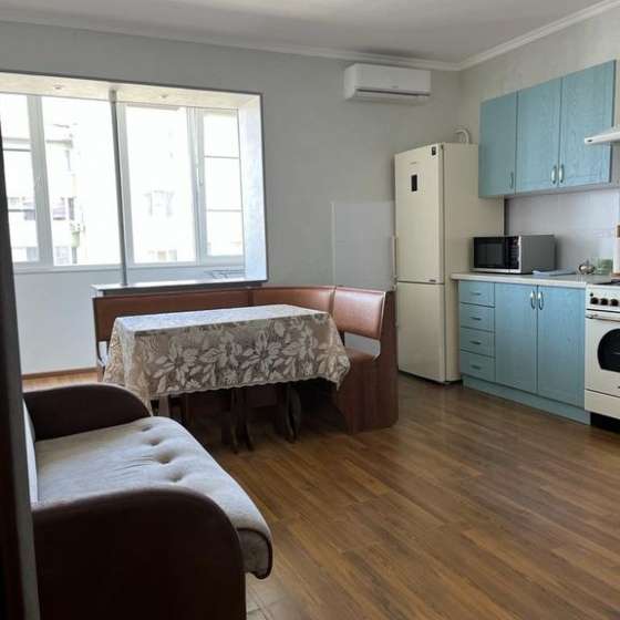 2-комнатная квартира Юбилейная, 7