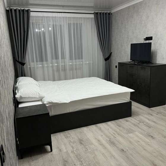 Современная красивая квартира в центре города