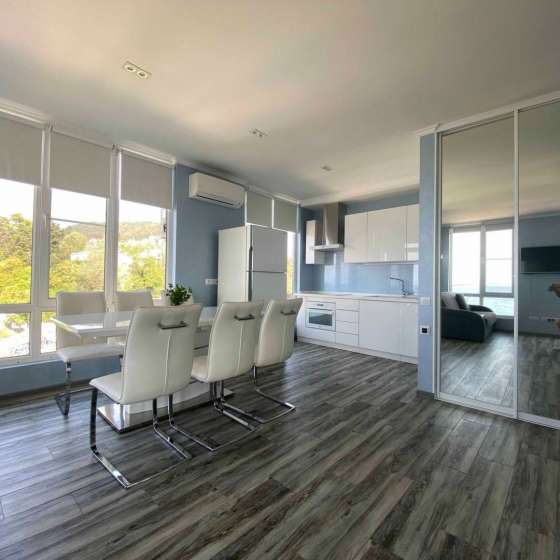 Студии на первой линии у моря