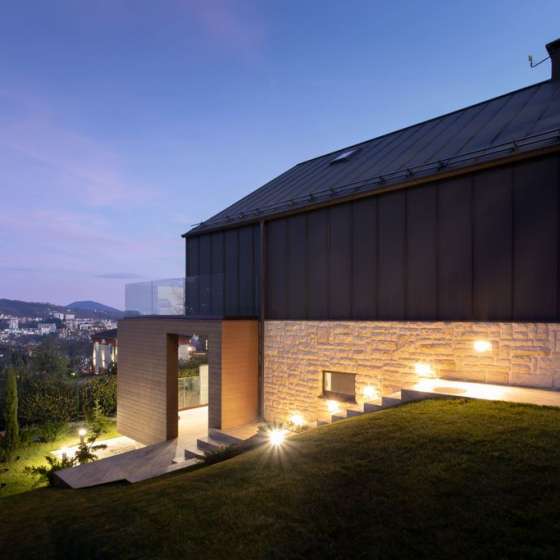 Уникальный дом архитектора с видом на горы