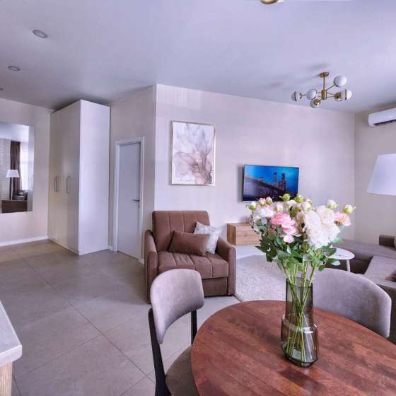 Апартамент на пятерых в 10 минутах от моря