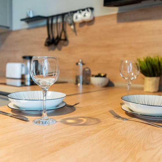 Светлая квартира с дизайнерским ремонтом в южном районе от LetoApart