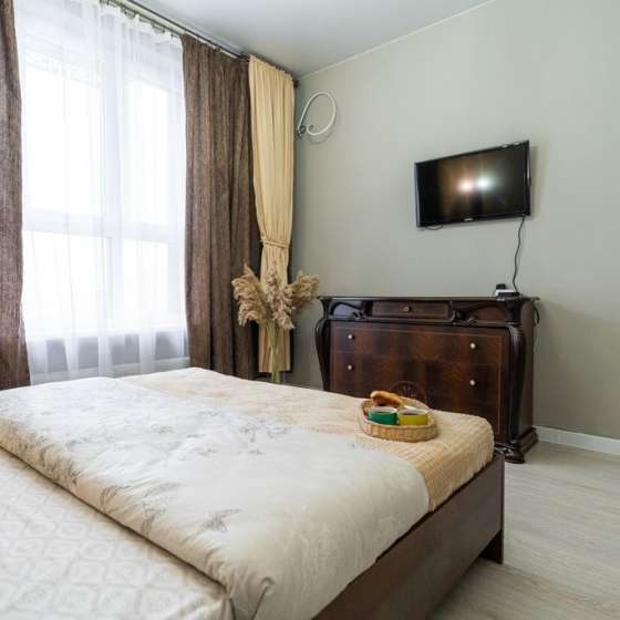 1-я квартира с хорошим ремонтом и видом