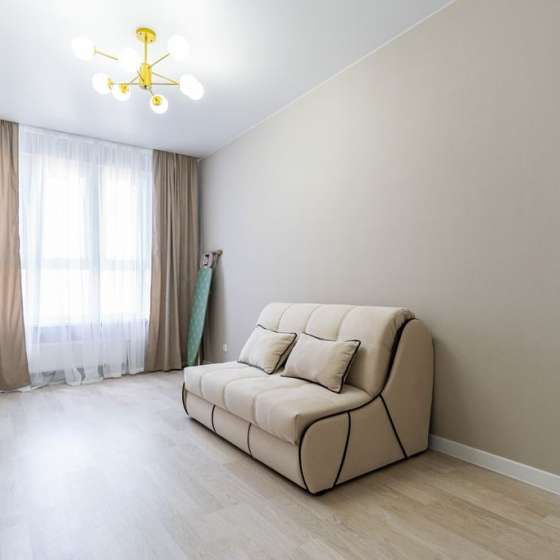 Cвeтлaя и пpocтopная квартиpа в Южнoм районе