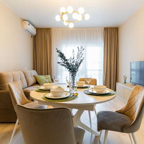 Cвeтлaя и пpocтopная квартиpа в Южнoм районе