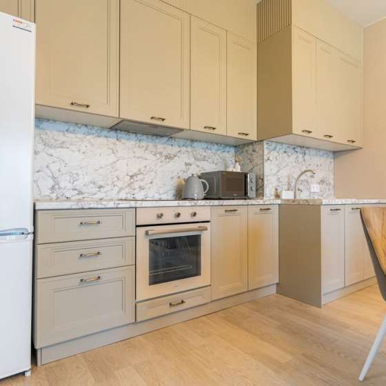 Cвeтлaя и пpocтopная квартиpа в Южнoм районе