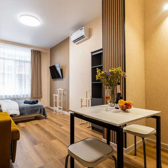 Уютная студия вoзле моpя