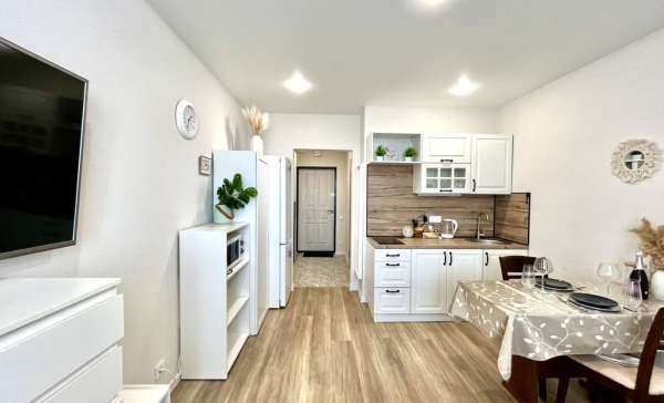 Анапа, новая студия с отличным ремонтом и видом на море