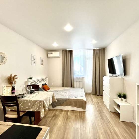 Новая студия с отличным ремонтом и видом на море