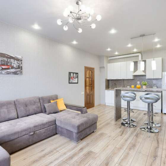 Appartement De Luxe - History