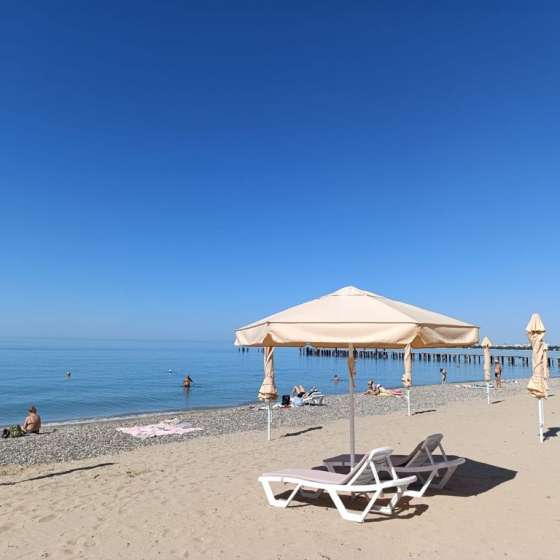 2х комнатная квартира в Золотых Песках с видом на море