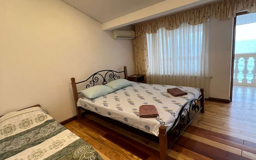 Лоо жилье без посредников. Отель робинзон лоо. Лоо краснодарский край азовская улица. Лоо жилье без посредников. Лоо переулок алычевый 4.