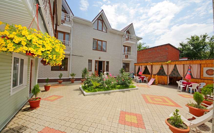 отель жемчужина витязево. белый фрегат анапа тургенева 18. витязево гостевой дом норильчанка. снять жилье анапа 2024 у моря недорого. частный сектор сукко утриш.