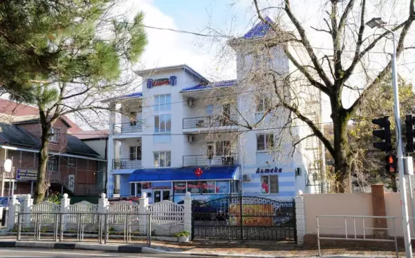 Новомихайловский, гостиница Калипсо